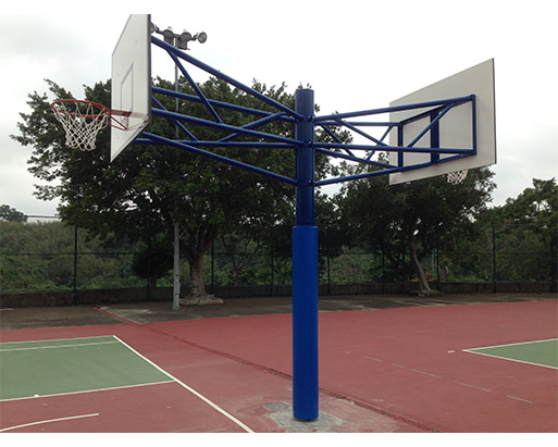 單柱式籃球架(雙面) 1